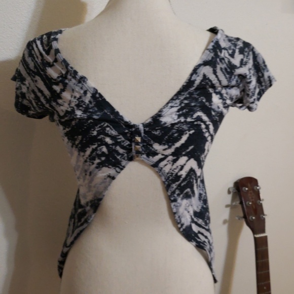 Open back tank top - Picture 5 of 8